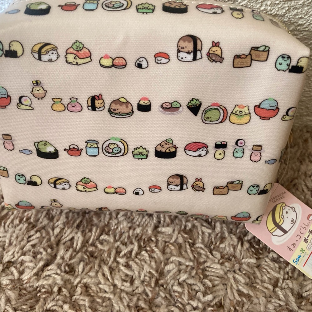 Makeup bag